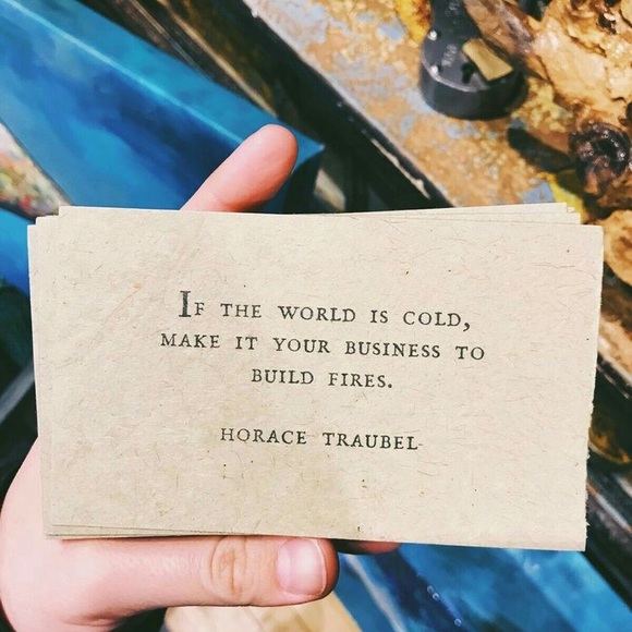 👛5/$25👛Host Picks👛Vintage👛Luxury👛 - Picture 3 of 5